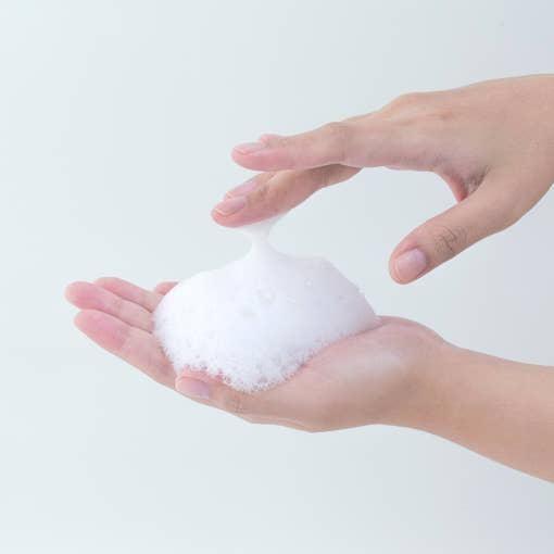 Soothing Acne Face Wash for Sensitive Skin