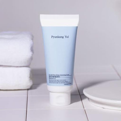 Mild Daily Face Wash for Sensitive Skin Care