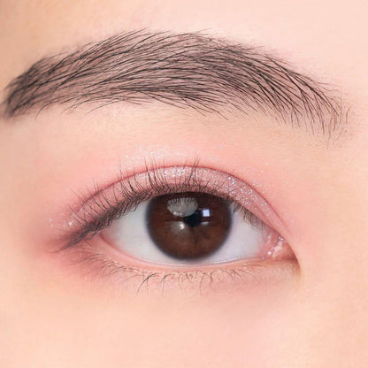 Natural Pink Blush for Fresh Summer Look