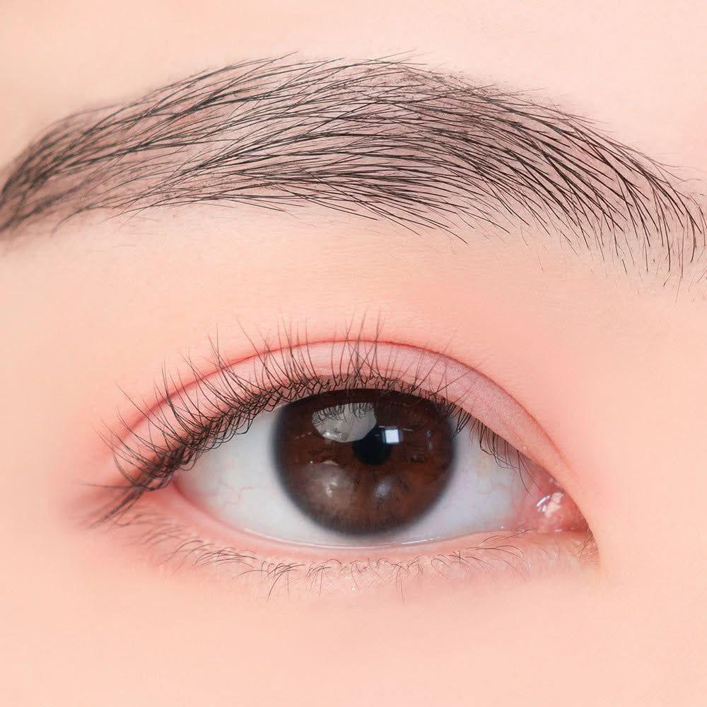 Natural Pink Blush for Fresh Summer Look