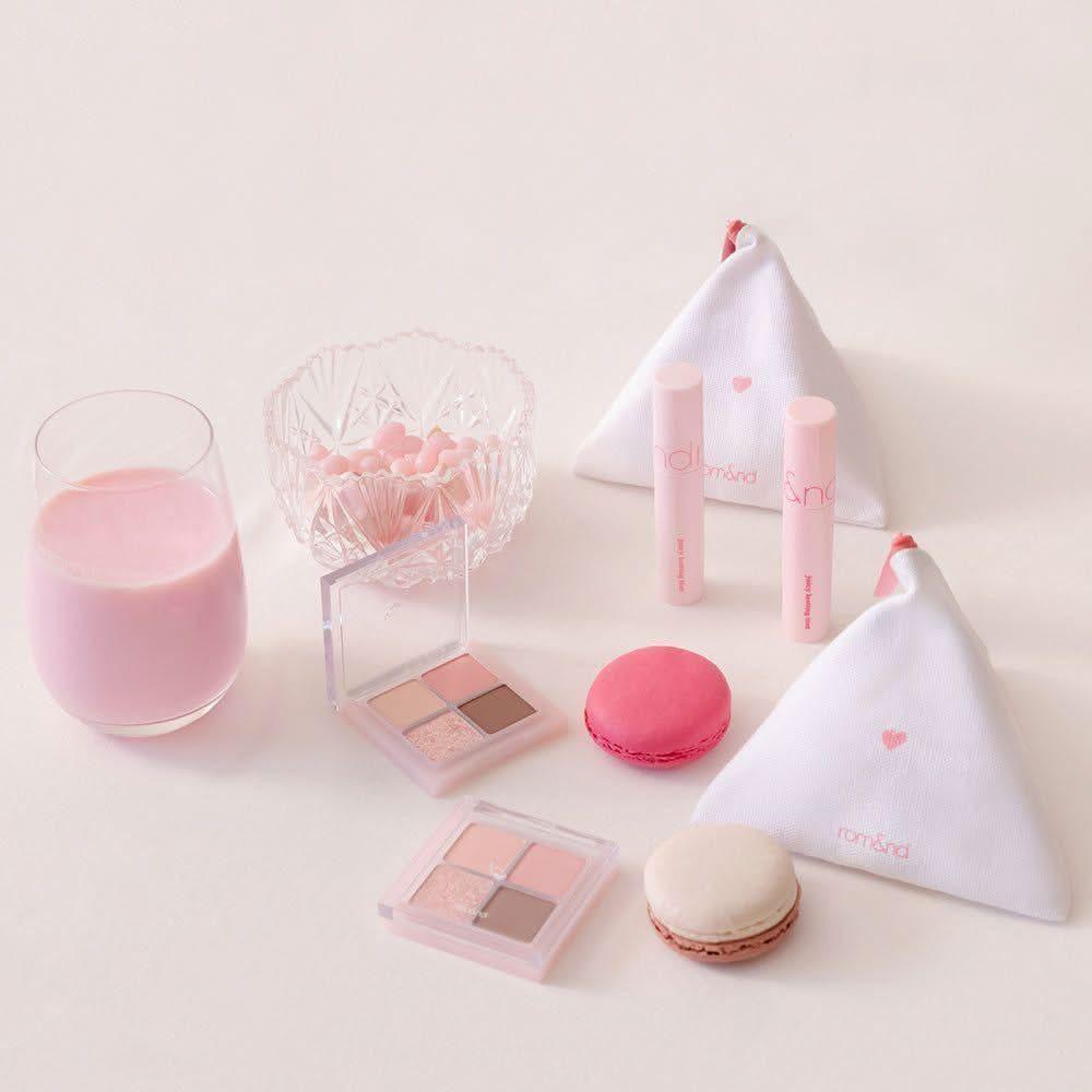 Natural Pink Blush for Fresh Summer Look