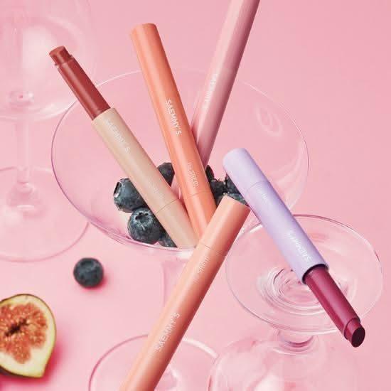 Moisturizing Lip Balm With 5 Bright Shades